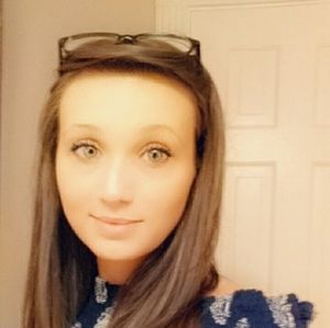 Meet your Posher, Tabitha